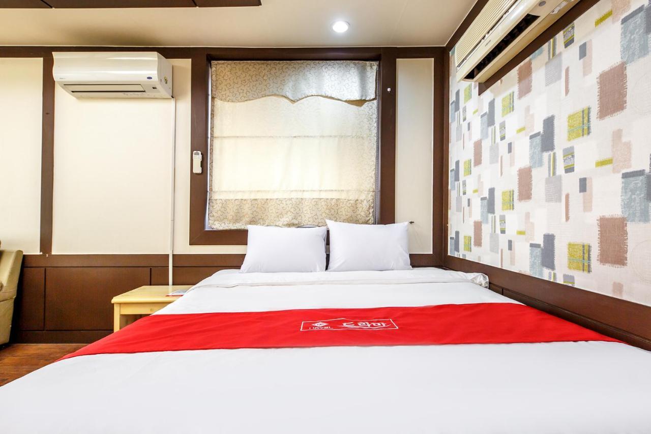 Drama Motel Boryeong Buitenkant foto