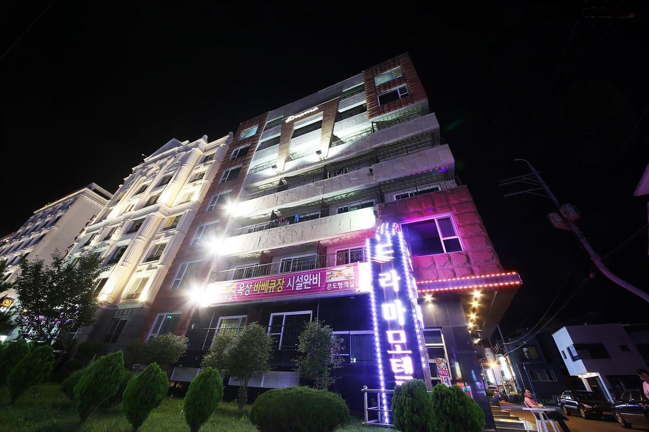 Drama Motel Boryeong Buitenkant foto