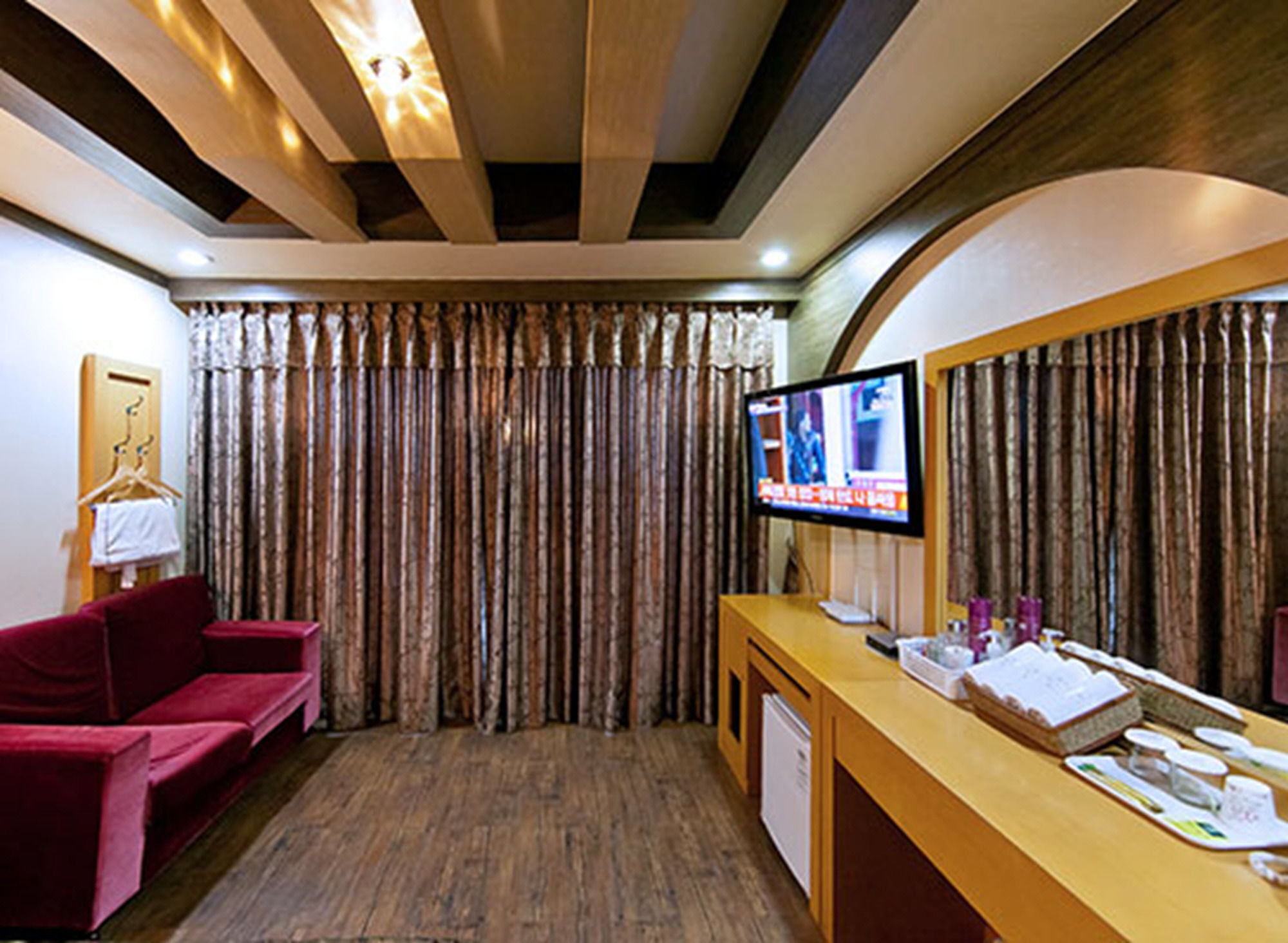 Drama Motel Boryeong Buitenkant foto