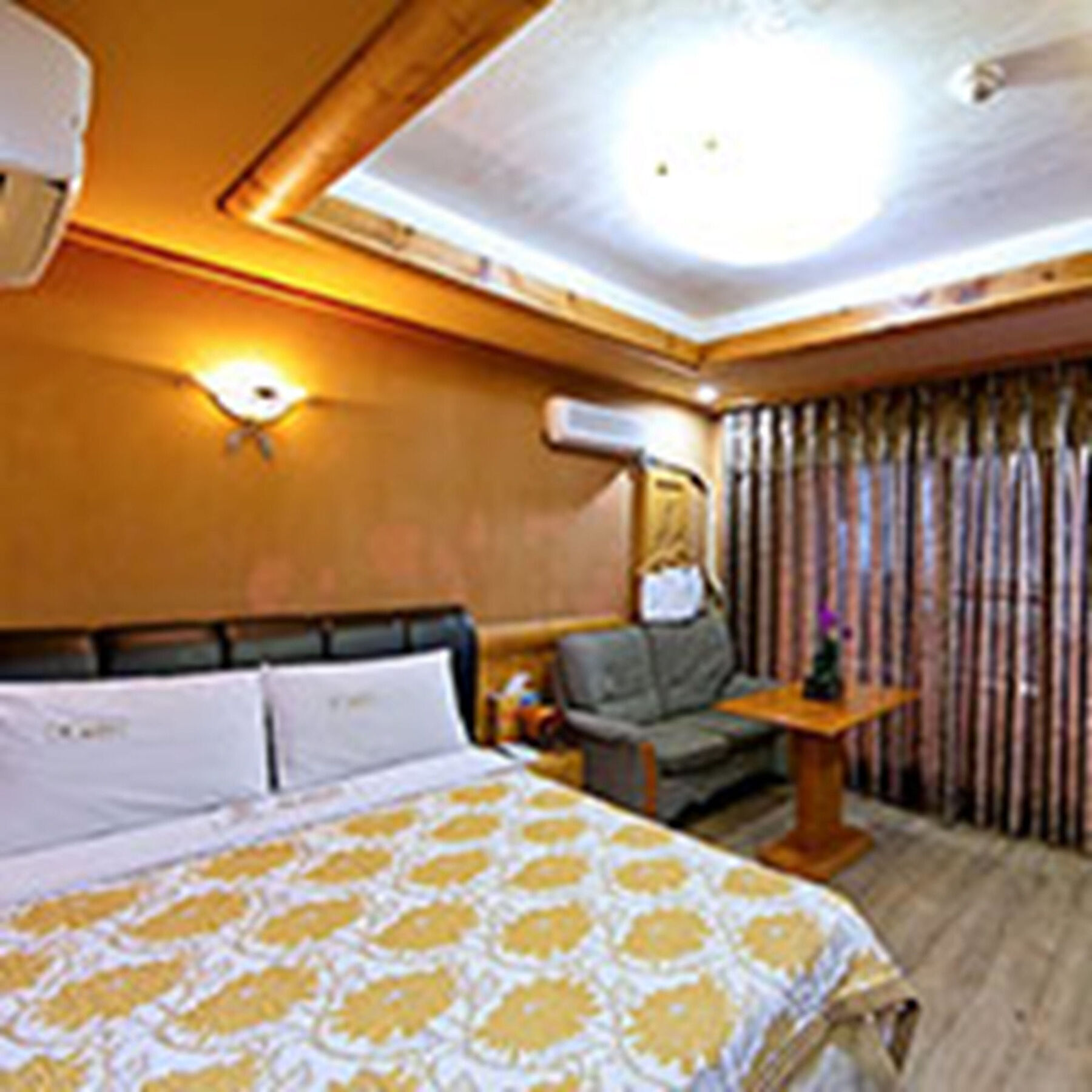 Drama Motel Boryeong Buitenkant foto