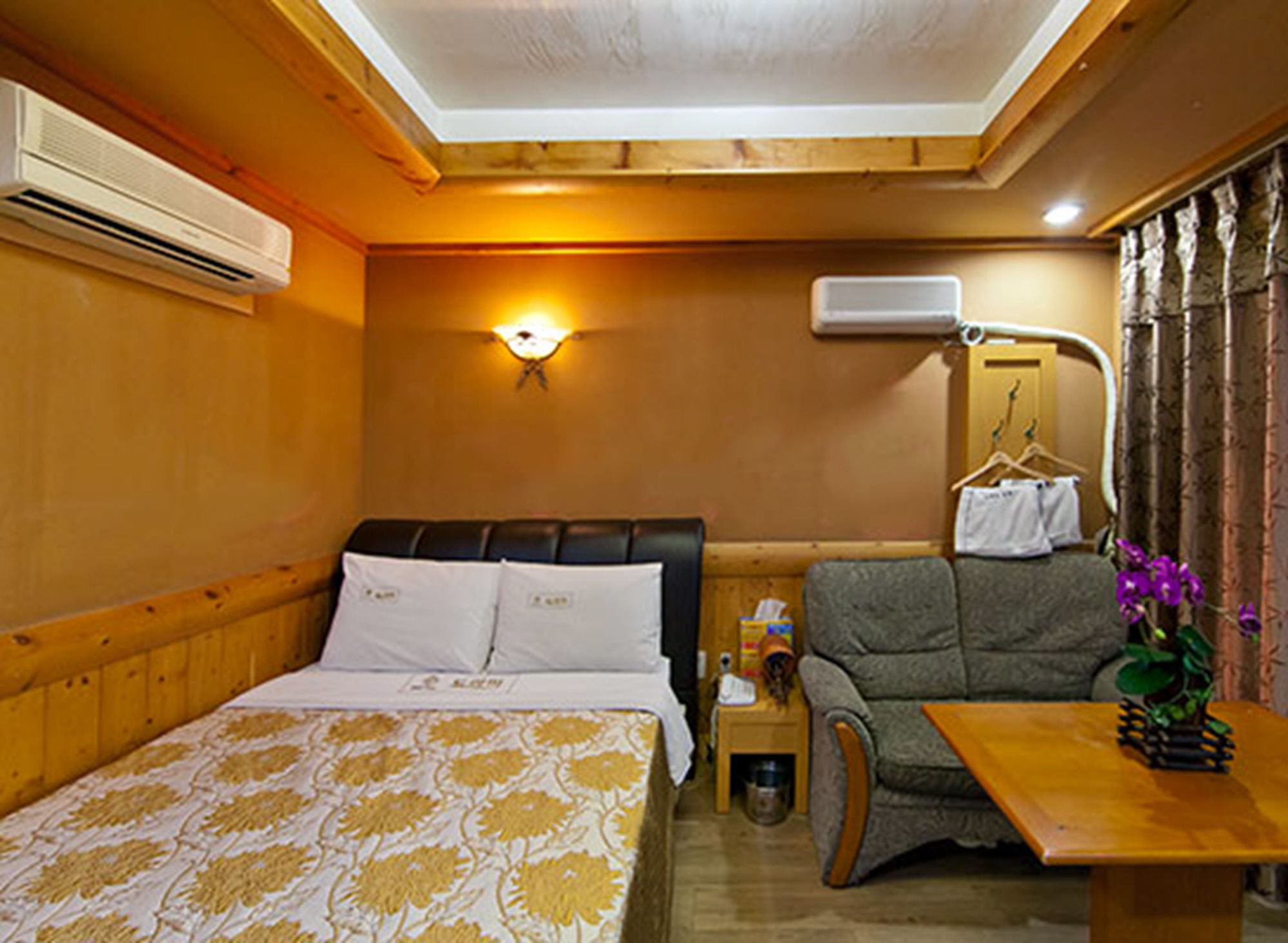 Drama Motel Boryeong Buitenkant foto