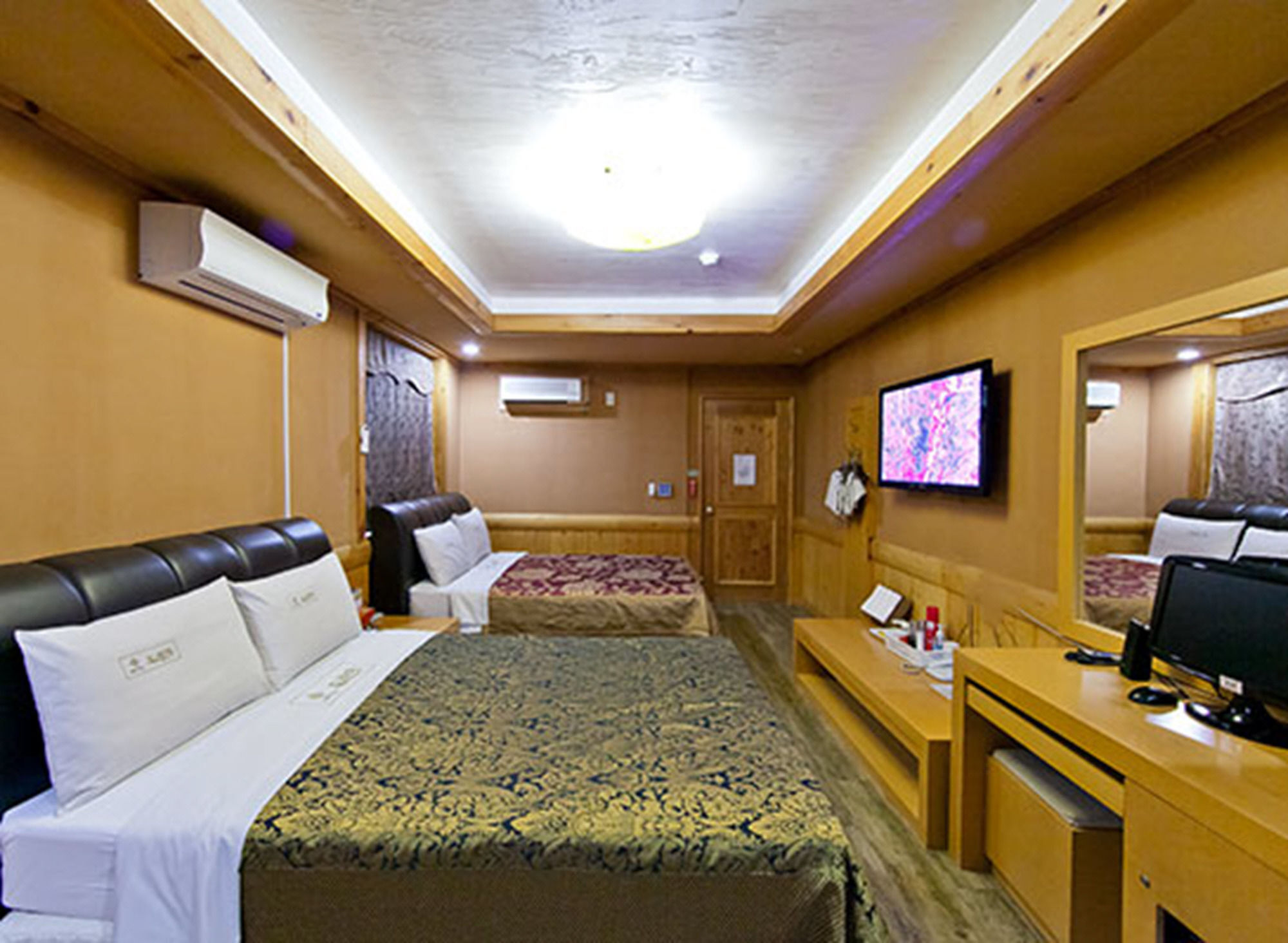 Drama Motel Boryeong Buitenkant foto